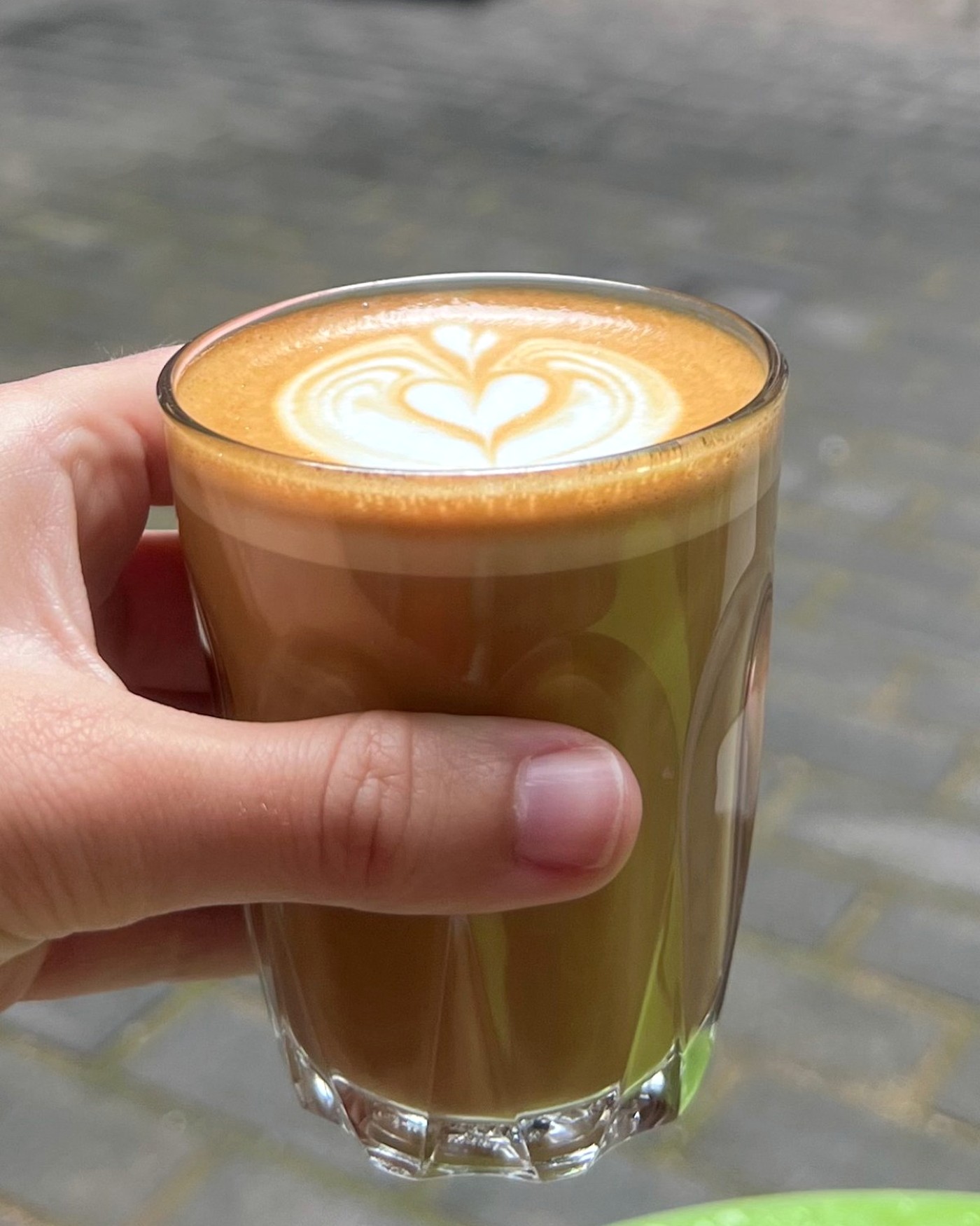 Glass latte